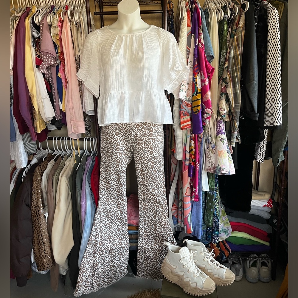 Cheetah Flare jeans